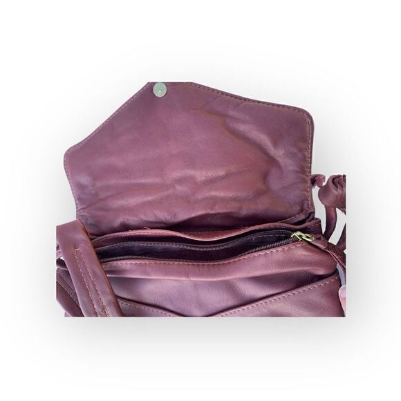 Unbranded bag Maroon/burgundy shoulder bag with gold colored hardware - Picture 7 of 11